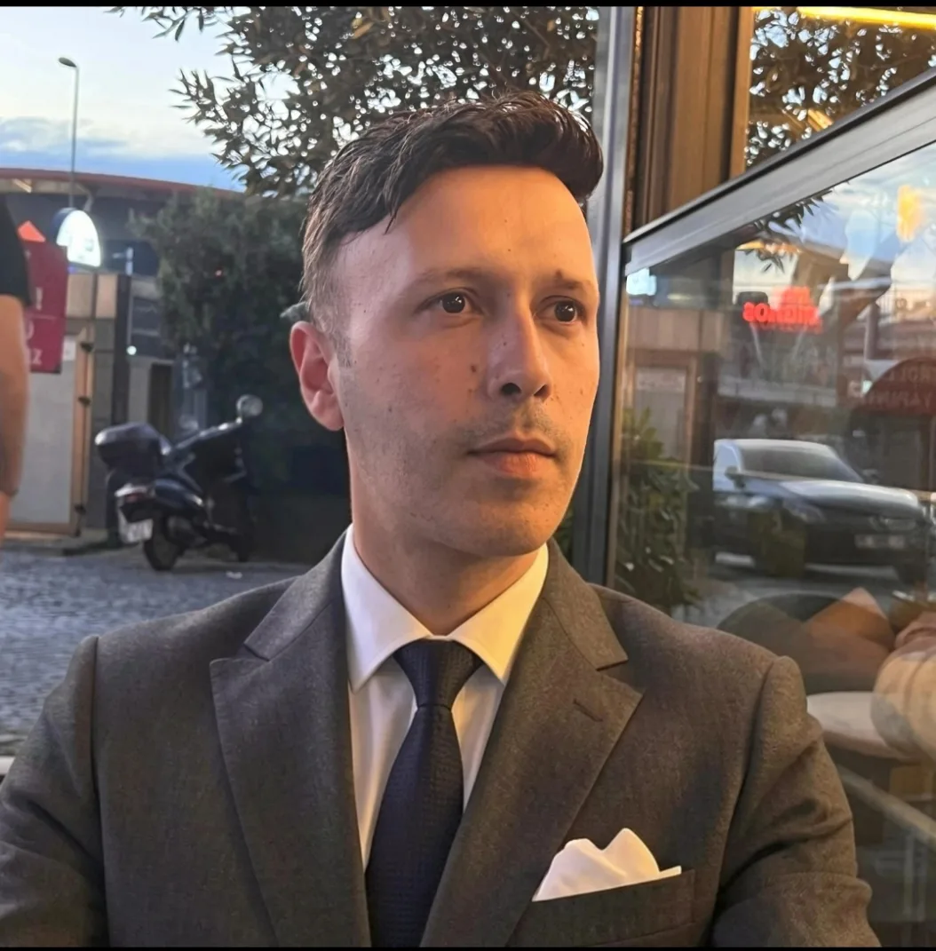 Tolga Çolak portre fotoğrafı